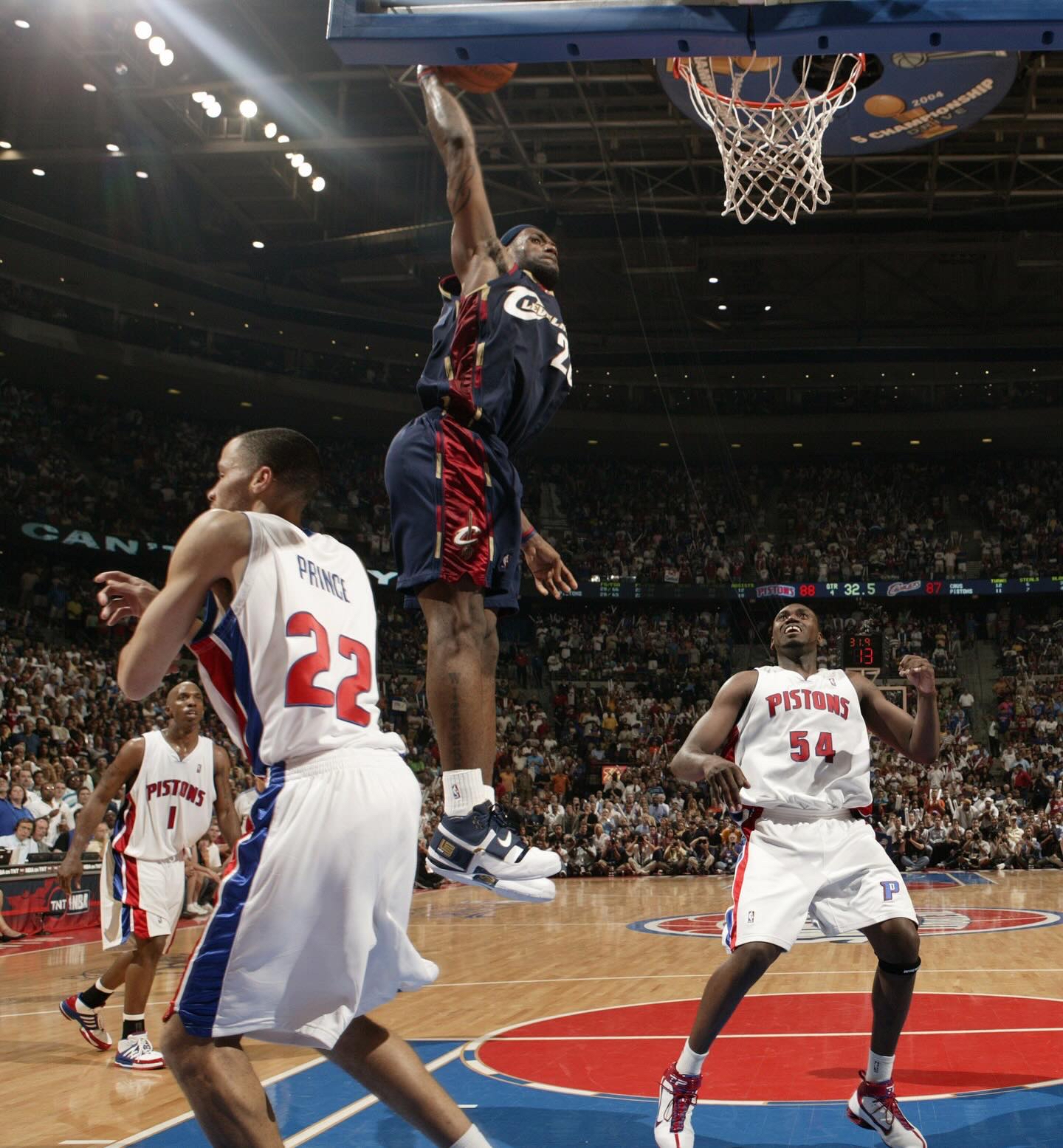 包含窗口期NBA季后赛焦点战,皇家马德里队长鼓劲,媒体盛赞,球探报告显示潜力的词条-凯时在线入口